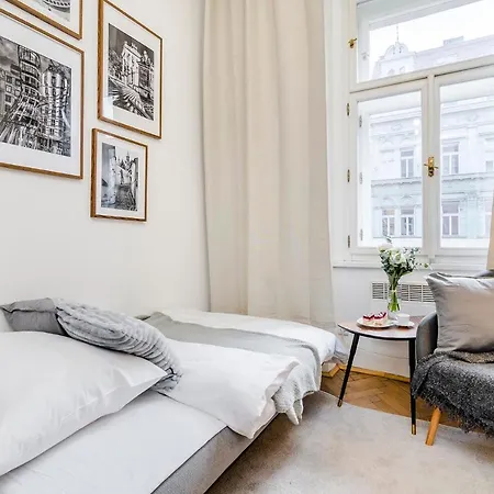 Charming Apartments Prague By Michal&Friends Exterior photo