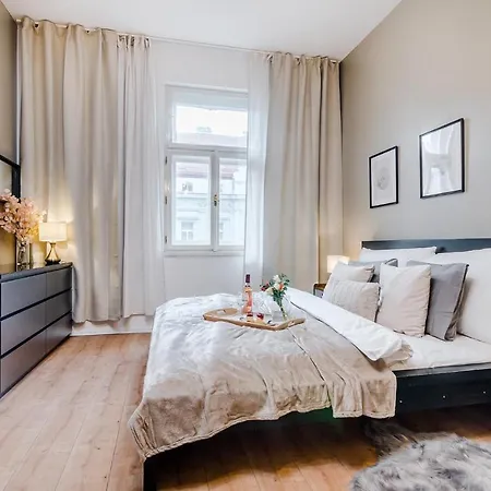 Charming Apartments Prague By Michal&Friends Exterior photo