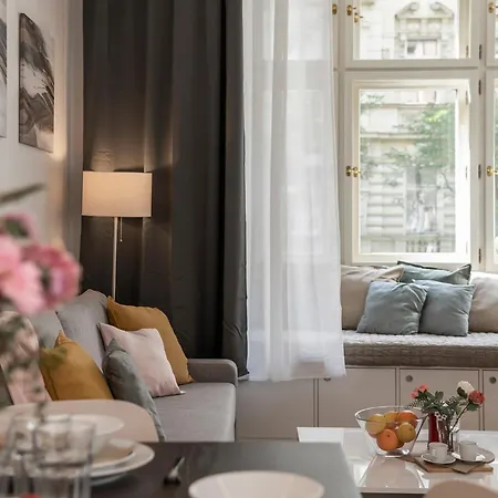 Charming Apartments Prague By Michal&Friends Exterior photo